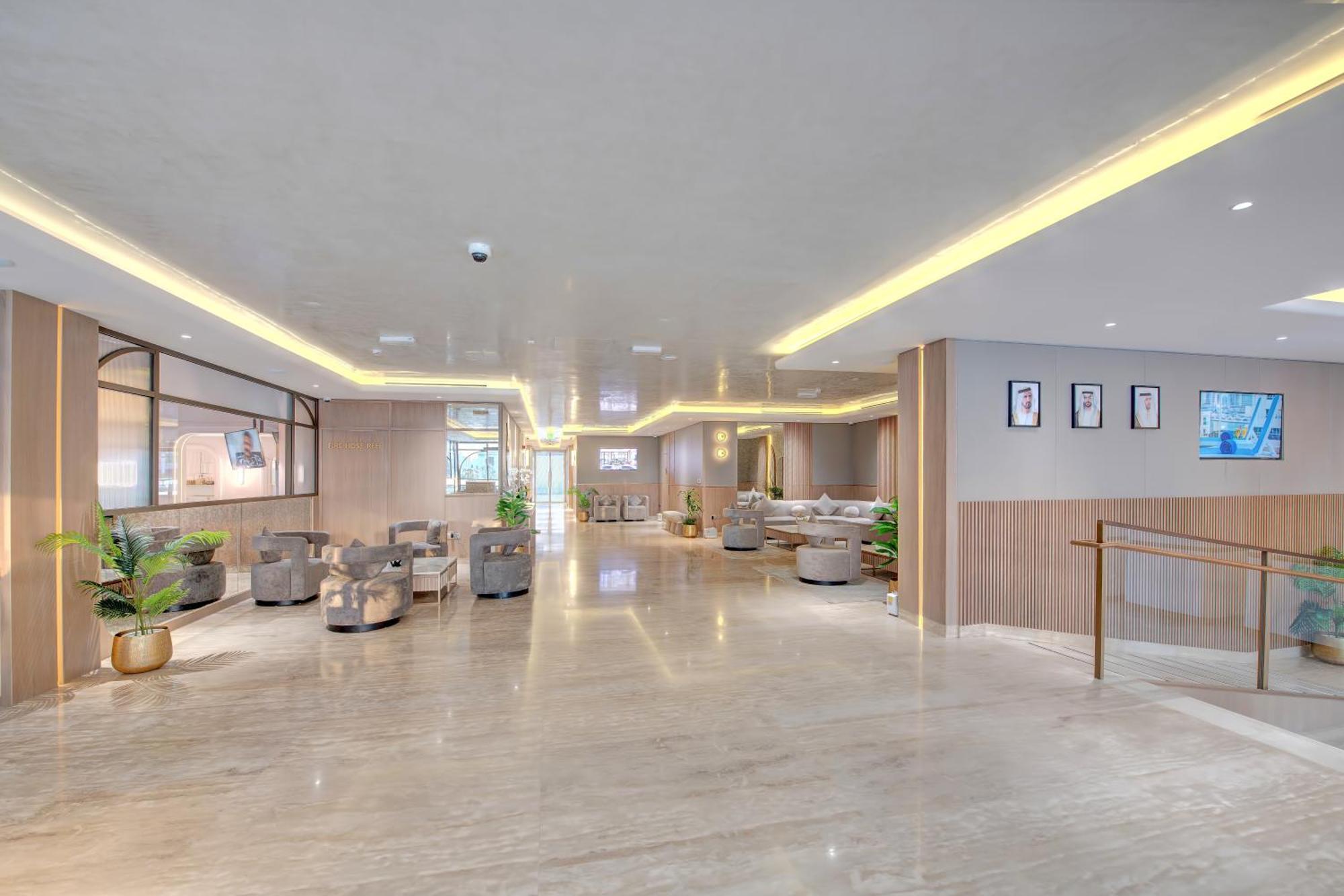 Royal Regency Suites Marina Dubái Exterior foto