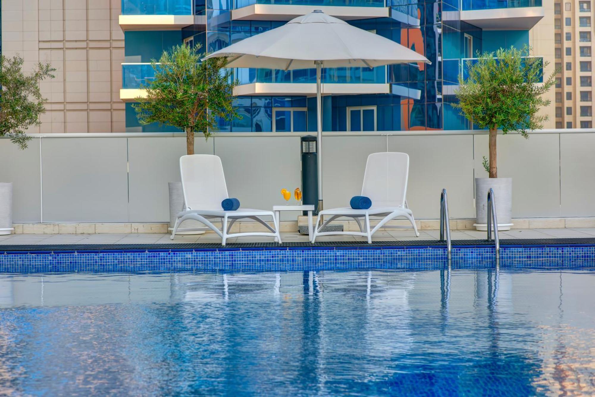 Royal Regency Suites Marina Dubái Exterior foto